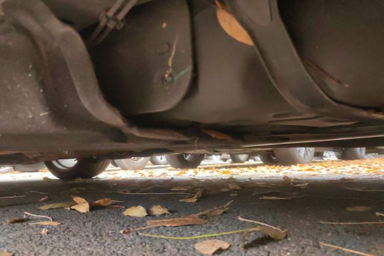 Used Lincoln Aviator 2021 3.0T V6 All-Wheel-Drive Executive Edition Chassis Rear Left