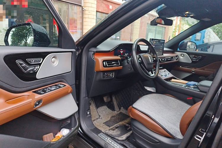 Used Lincoln Aviator 2021 3.0T V6 All-Wheel-Drive Executive Edition Driver Seat