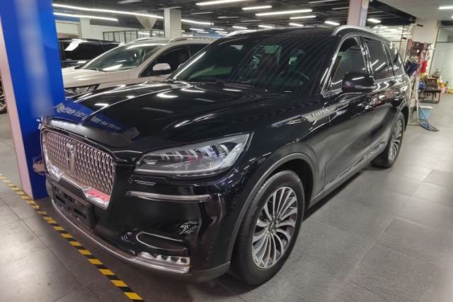 Ojetý Lincoln Aviator 2021 3.0T V6 Four-Wheel Drive Zunya Edition