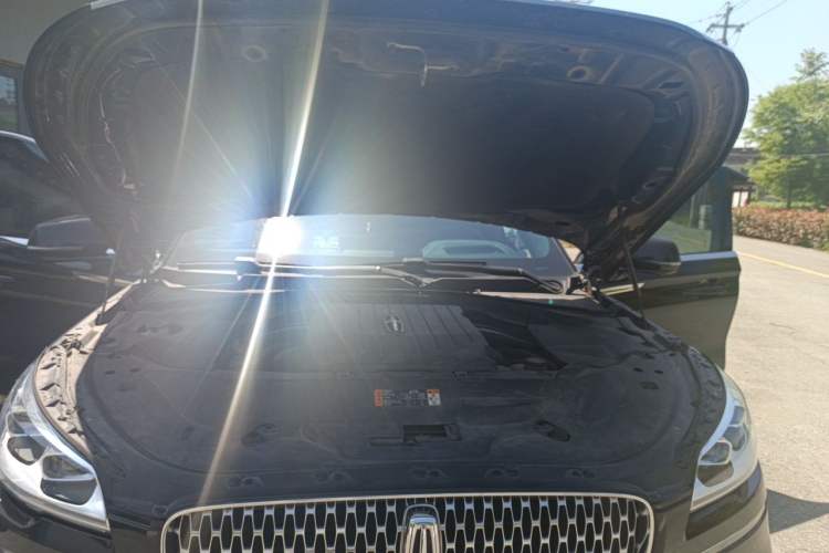 Used Lincoln Aviator 2021 3.0T V6 All-Wheel-Drive MONO Limited Edition Engine Bay