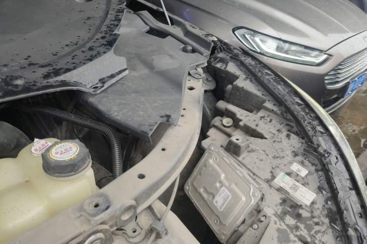 Used Lincoln Aviator 2021 3.0T V6 Four-Wheel Drive Zunya Edition Engine Bay Left