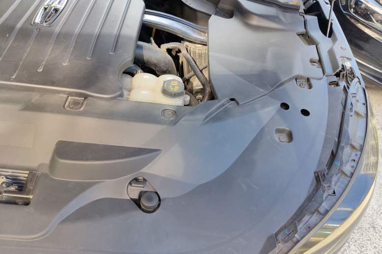 Used Lincoln Aviator 2021 3.0T V6 Four-Wheel Drive Luxury Edition Engine Bay Left