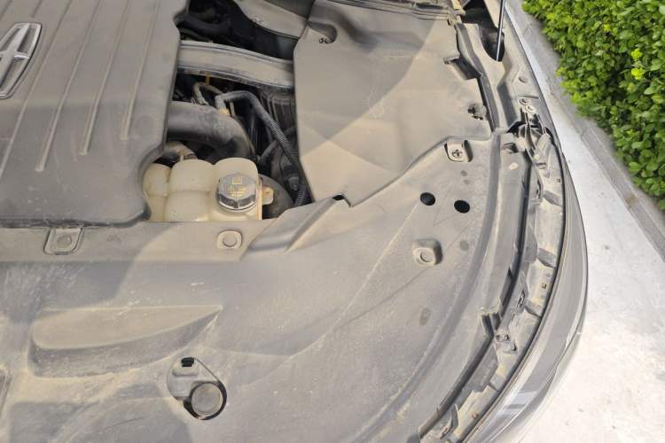Used Lincoln Aviator 2021 3.0T V6 Four-Wheel Drive Luxury Edition Engine Bay Left