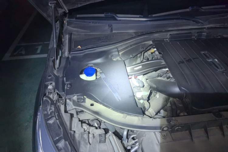 Used Lincoln Aviator 2021 3.0T V6 Four-Wheel Drive Zunya Edition Engine Bay Right