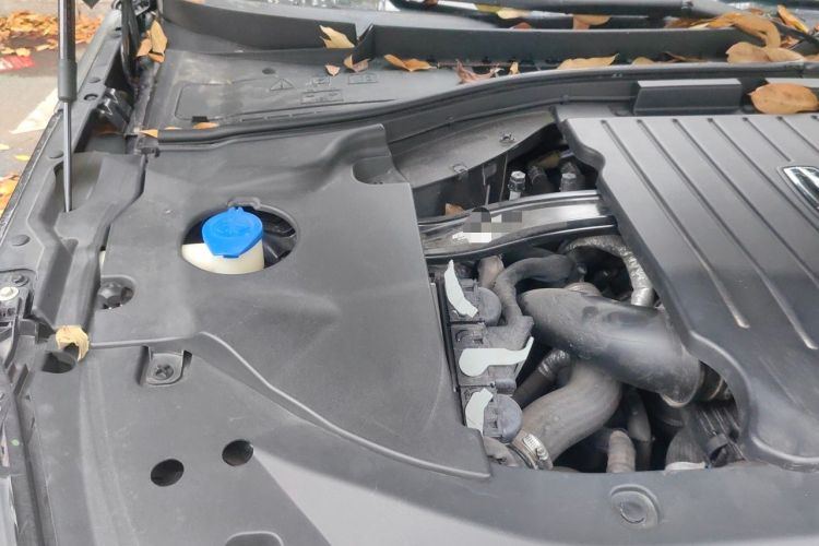 Used Lincoln Aviator 2021 3.0T V6 All-Wheel-Drive Executive Edition Engine Bay Right
