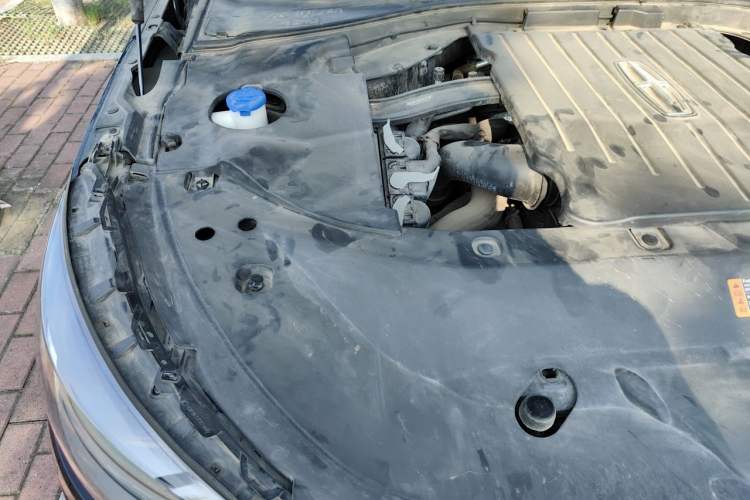 Used Lincoln Aviator 2021 3.0T V6 Four-Wheel Drive Luxury Edition Engine Bay Right