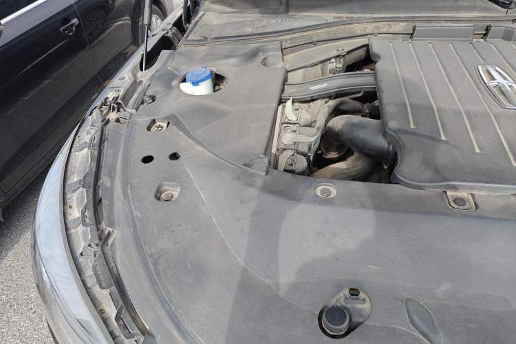 Used Lincoln Aviator 2021 3.0T V6 Four-Wheel Drive Luxury Edition Engine Bay Right