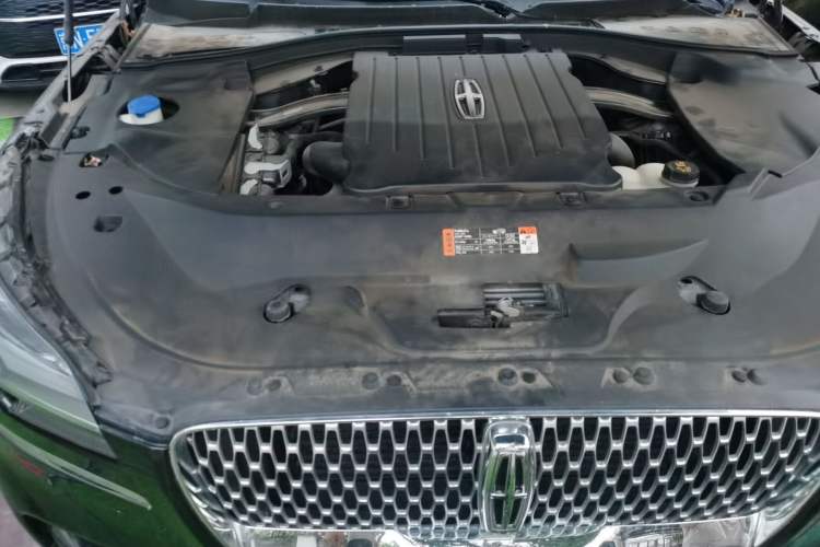 Used Lincoln Aviator 2021 3.0T V6 Four-Wheel Drive Zunya Edition Engine Bay