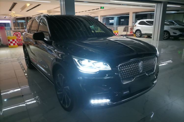 Used Lincoln Aviator 2021 3.0T V6 All-Wheel-Drive Executive Edition Exterior 1