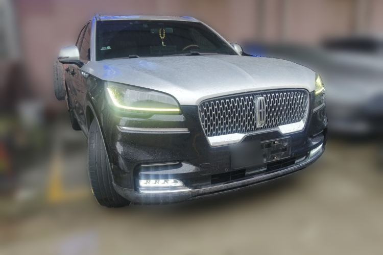 Used Lincoln Aviator 2021 3.0T V6 Four-Wheel Drive Zunya Edition Front Right 45 Deg