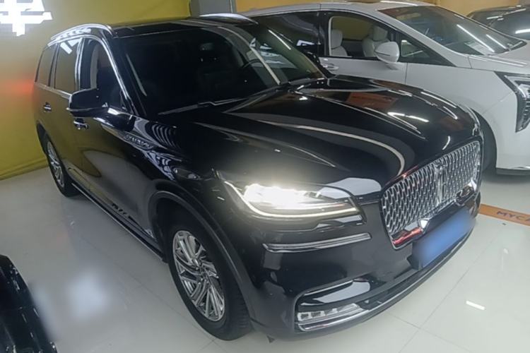 Used Lincoln Aviator 2021 3.0T V6 Four-Wheel Drive Luxury Edition Front Right 45 Deg