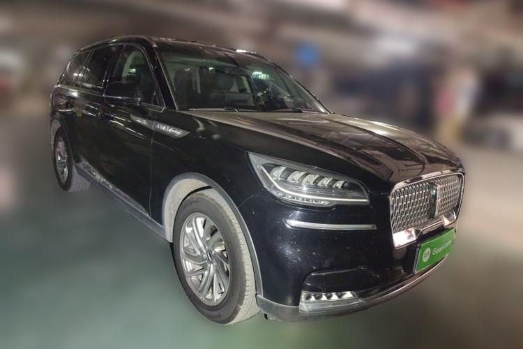 Used Lincoln Aviator 2021 3.0T V6 Four-Wheel Drive Luxury Edition Front Right 45 Deg