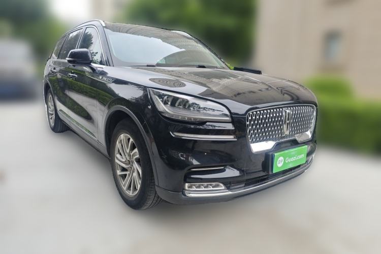 Used Lincoln Aviator 2021 3.0T V6 Four-Wheel Drive Luxury Edition Front Right 45 Deg
