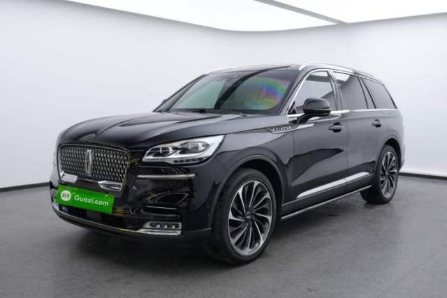Ojetý Lincoln Aviator 2021 3.0T V6 All-Wheel-Drive Executive Edition