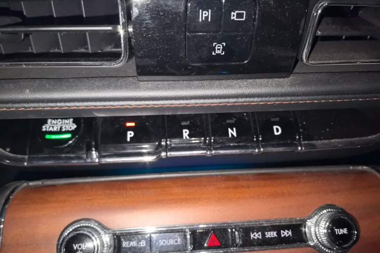 Used Lincoln Aviator 2021 3.0T V6 Four-Wheel Drive Zunya Edition Gear Lever