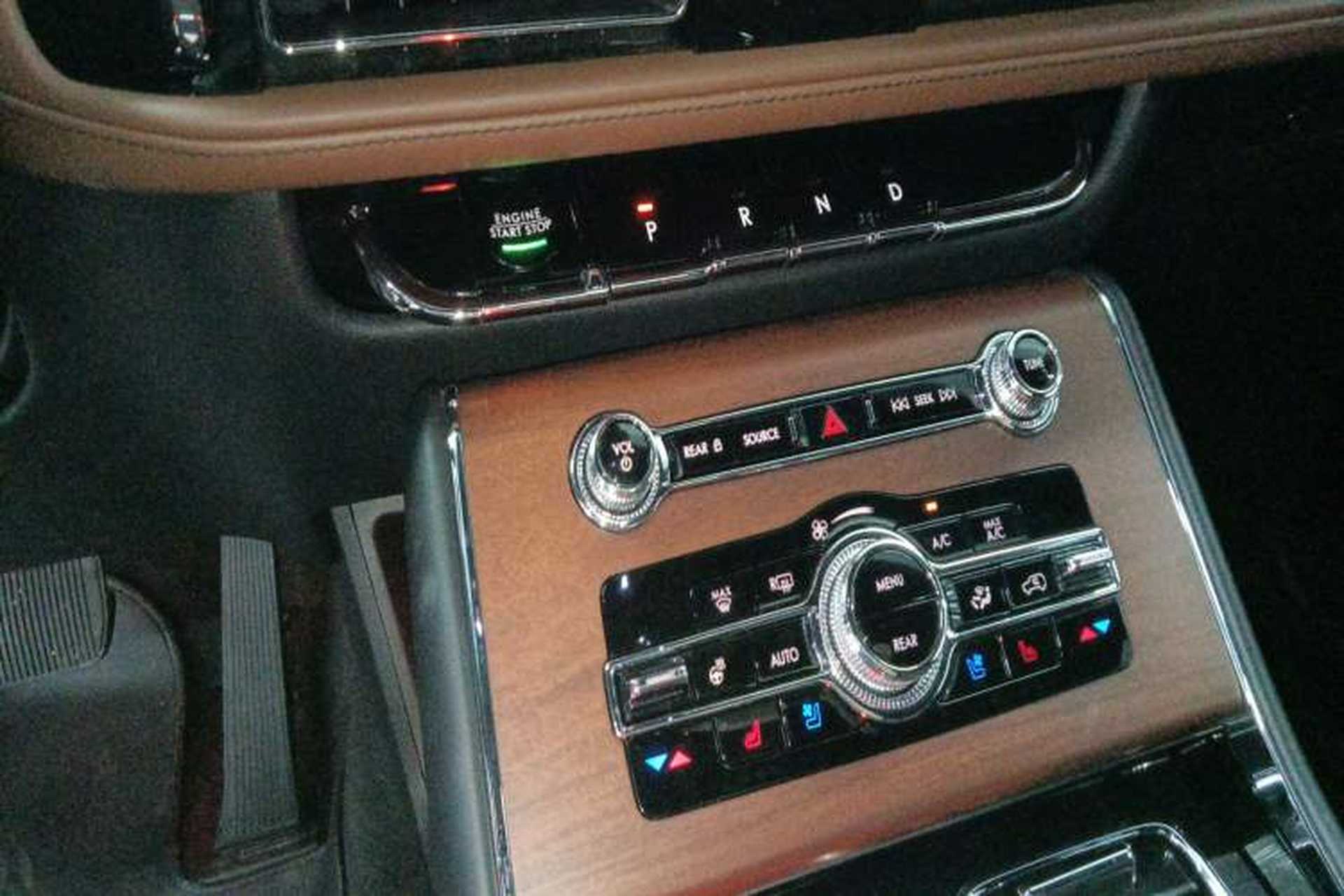 Used Lincoln Aviator 2021 3.0T V6 Four-Wheel Drive Zunya Edition Gear Lever