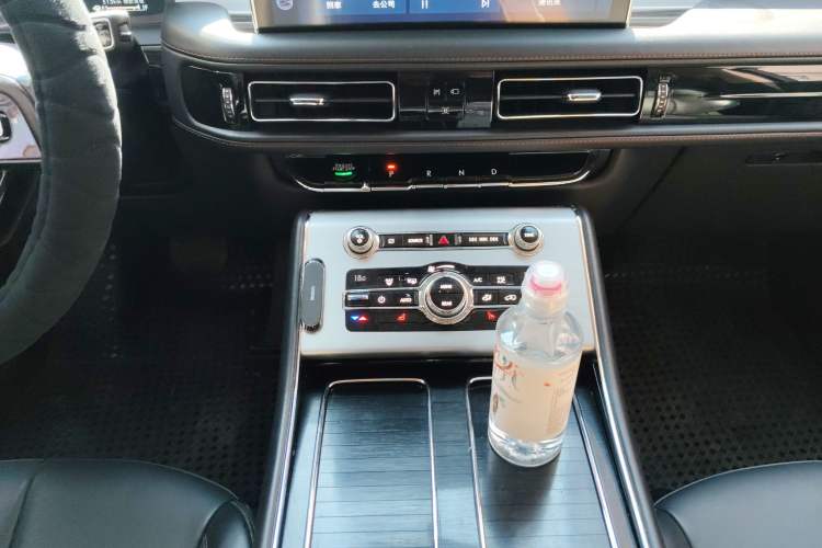 Used Lincoln Aviator 2021 3.0T V6 Two-Wheel Drive Zunyue Edition Gear Lever