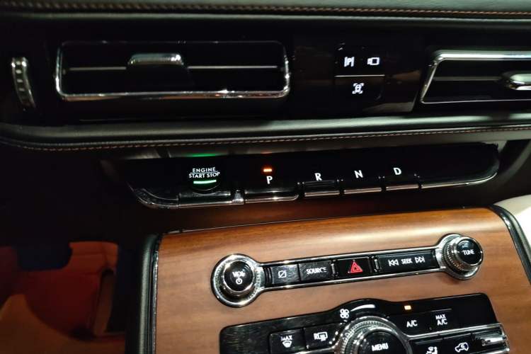 Used Lincoln Aviator 2021 3.0T V6 Four-Wheel Drive Luxury Edition Gear Lever