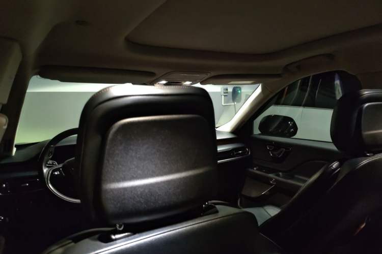 Used Lincoln Aviator 2021 3.0T V6 Four-Wheel Drive Luxury Edition Headliner