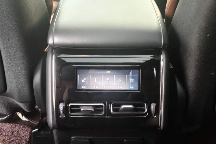Used Lincoln Aviator 2021 3.0T V6 Four-Wheel Drive Zunya Edition Interior 12