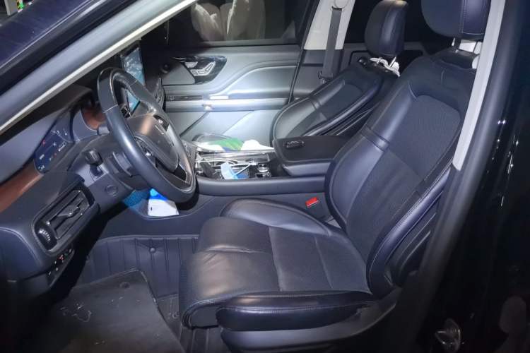 Used Lincoln Aviator 2021 3.0T V6 Four-Wheel Drive Zunya Edition Left Front Seat