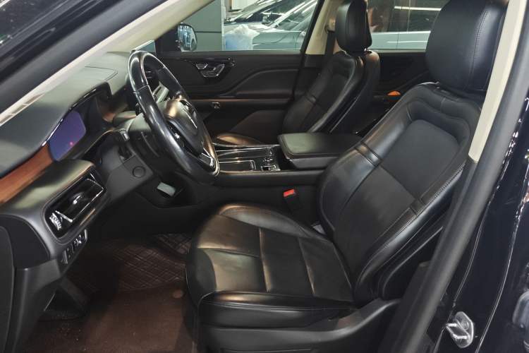 Used Lincoln Aviator 2021 3.0T V6 Four-Wheel Drive Luxury Edition Left Front Seat