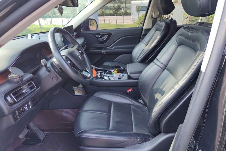 Used Lincoln Aviator 2021 3.0T V6 Four-Wheel Drive Luxury Edition Left Front Seat