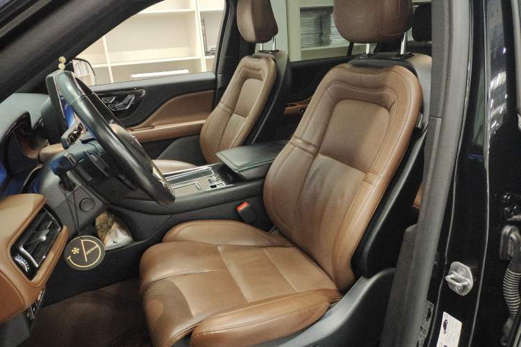 Used Lincoln Aviator 2021 3.0T V6 Four-Wheel Drive Zunya Edition Left Front Seat