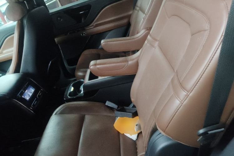 Used Lincoln Aviator 2021 3.0T V6 Four-Wheel Drive Zunya Edition Left Rear Seat
