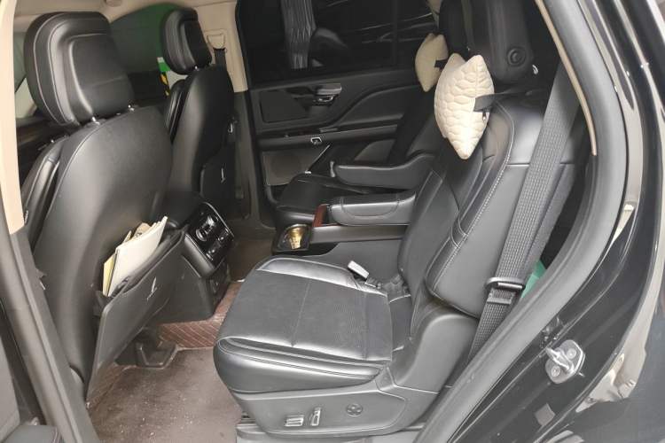 Used Lincoln Aviator 2021 3.0T V6 Four-Wheel Drive Luxury Edition Left Rear Seat