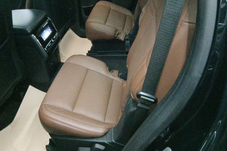 Used Lincoln Aviator 2021 3.0T V6 Four-Wheel Drive Zunya Edition Left Rear Seat