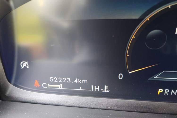 Used Lincoln Aviator 2021 3.0T V6 Four-Wheel Drive Zunya Edition Odometer Close Up