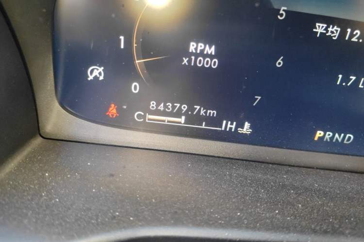 Used Lincoln Aviator 2021 3.0T V6 All-Wheel-Drive MONO Limited Edition Odometer Close Up