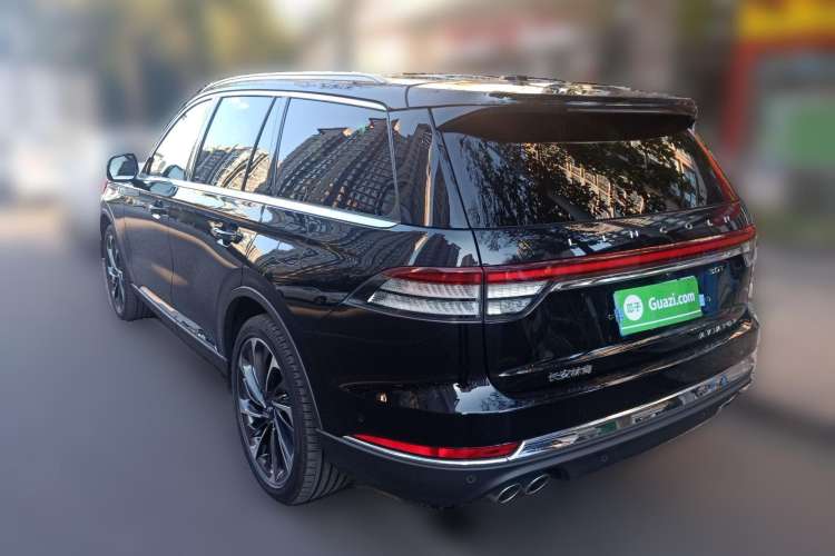 Used Lincoln Aviator 2021 3.0T V6 All-Wheel-Drive Executive Edition Rear Left 45 Deg