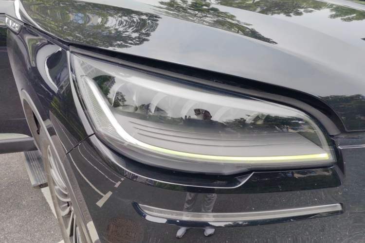 Used Lincoln Aviator 2021 3.0T V6 Four-Wheel Drive Zunya Edition Right Front Headlight