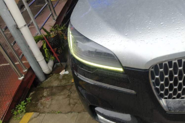 Used Lincoln Aviator 2021 3.0T V6 Four-Wheel Drive Zunya Edition Right Front Headlight