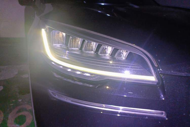 Used Lincoln Aviator 2021 3.0T V6 Four-Wheel Drive Zunya Edition Right Front Headlight