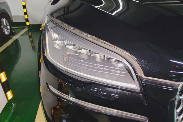Used Lincoln Aviator 2021 3.0T V6 Four-Wheel Drive Zunya Edition Right Front Headlight