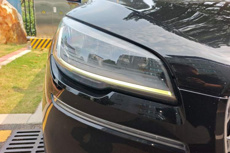 Used Lincoln Aviator 2021 3.0T V6 Four-Wheel Drive Zunya Edition Right Front Headlight
