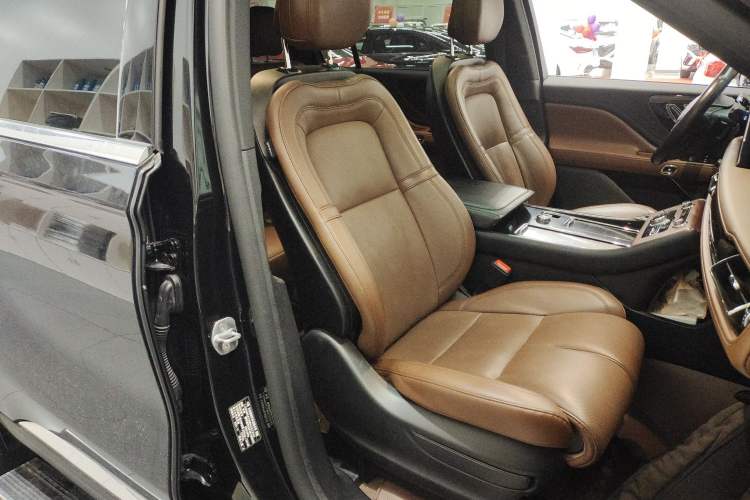 Used Lincoln Aviator 2021 3.0T V6 Four-Wheel Drive Zunya Edition Right Front Seat