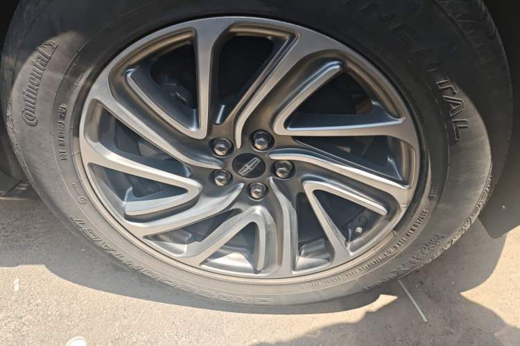 Used Lincoln Aviator 2021 3.0T V6 Four-Wheel Drive Luxury Edition Right Front Wheel Hub