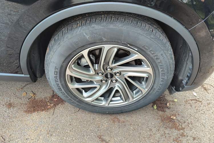 Used Lincoln Aviator 2021 3.0T V6 Two-Wheel Drive Zunyue Edition Right Front Wheel Hub