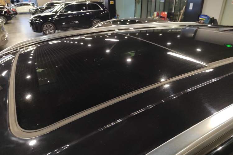 Used Lincoln Aviator 2021 3.0T V6 All-Wheel-Drive Executive Edition Roof