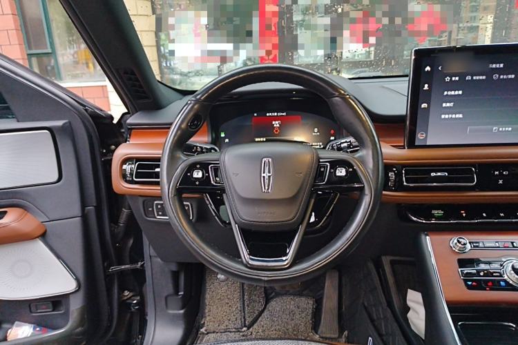 Used Lincoln Aviator 2021 3.0T V6 All-Wheel-Drive Executive Edition Steering Wheel