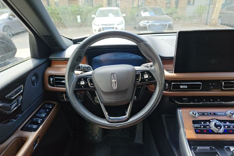 Used Lincoln Aviator 2021 3.0T V6 Four-Wheel Drive Zunya Edition Steering Wheel