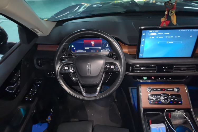 Used Lincoln Aviator 2021 3.0T V6 Four-Wheel Drive Zunya Edition Steering Wheel