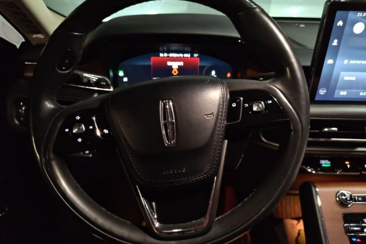Used Lincoln Aviator 2021 3.0T V6 Four-Wheel Drive Luxury Edition Steering Wheel