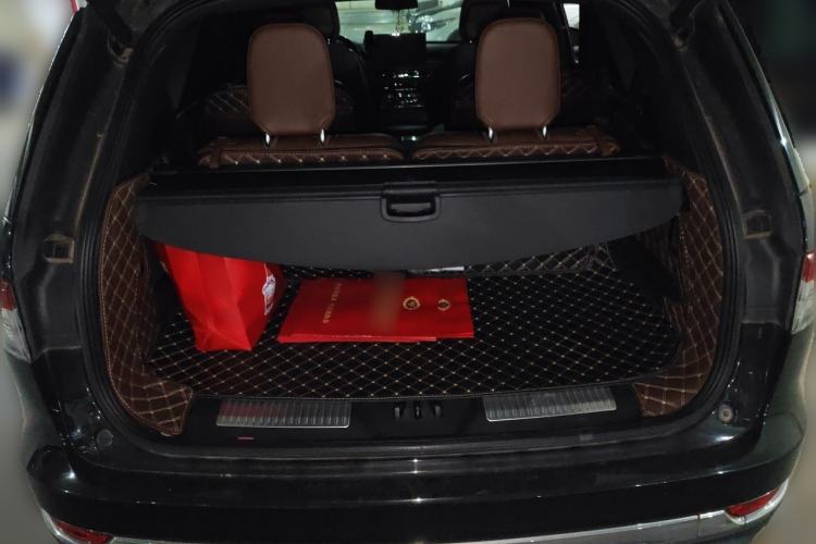 Used Lincoln Aviator 2021 3.0T V6 Four-Wheel Drive Zunya Edition Trunk