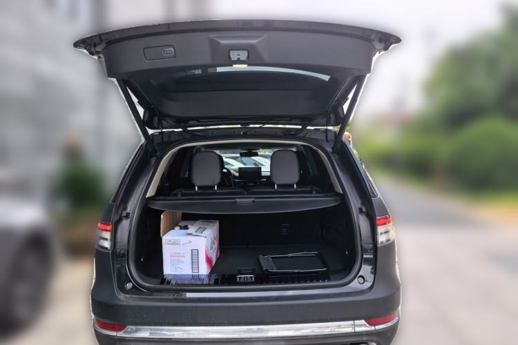 Used Lincoln Aviator 2021 3.0T V6 Four-Wheel Drive Luxury Edition Trunk