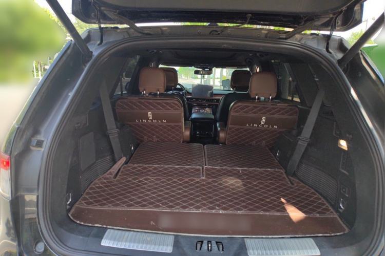 Used Lincoln Aviator 2021 3.0T V6 Four-Wheel Drive Zunya Edition Trunk